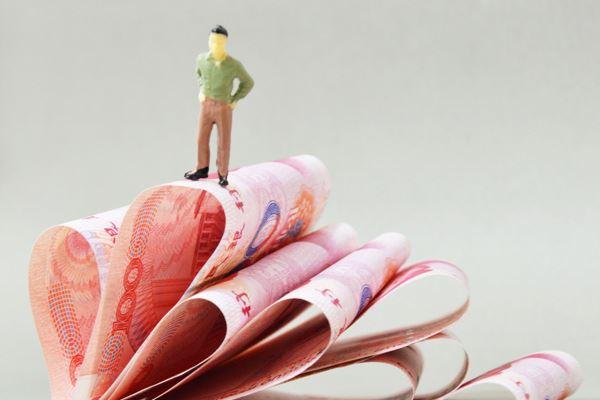 2025年债市供需两旺 城投债重新成为“香饽饽”(图1) 2025年债市供需两旺 城投债重新成为“香饽饽”(图1)